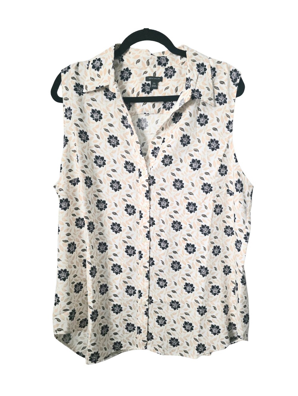 Ann Taylor Sleeveless Floral Button-Up Blouse in Cream and Black
